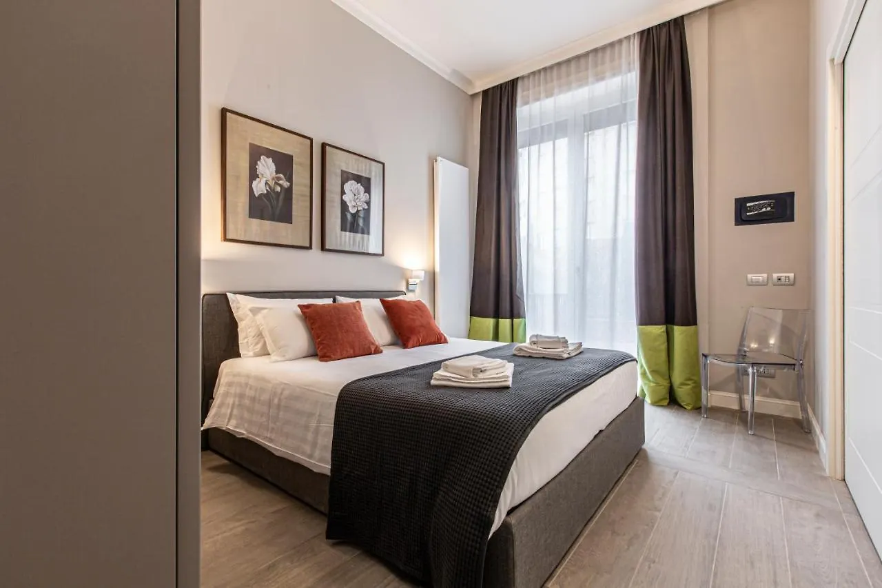 Apartment Duomo Terrace Studio R&R Mailand